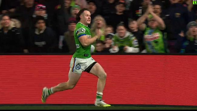 Read more about the article Footy Tipper 2025 – Round 25 Wrap